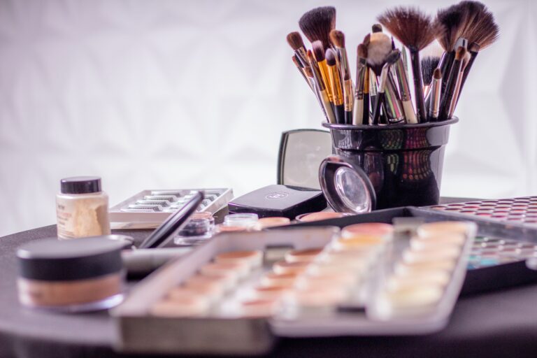 How do I prepare for the Estee Lauder interview? Why do you want to work at Estee Lauder? estée lauder digital interview questions and answer