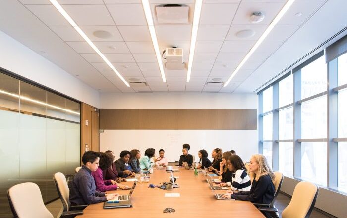 Analyzing Current Trends in Job Interviews Navigating the New Era of Recruitment
